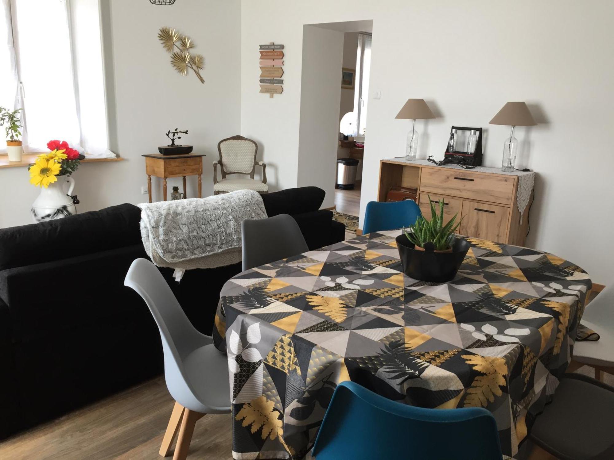 Appartement Ravissant En Bordure Du Doubs Longevelle-sur-Doubs Exterior photo